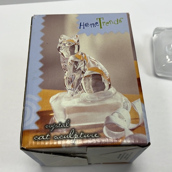 Lead Crystal Cat on Frosted Square Pillow Paperweight Figurine Crystal D'Arques - Picture 5 of 16